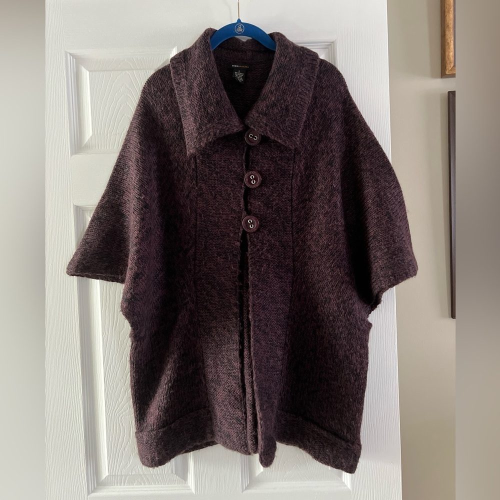 BCBG MAXAZIRA Wool 3 button sweater size Large